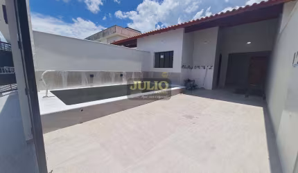 Casa à venda em Itanhaém, NOVA!!!