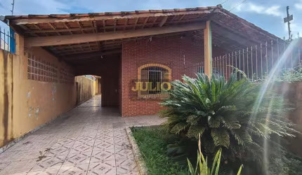 Casa à venda em Mongaguá, Balneário Itaguai, com 2 quartos, com 76.02 m²