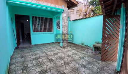 Casa Lado Praia em Itanhaém com 1 Quarto e Quintal – Suarão