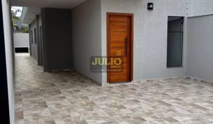 Oportunidade! Casa com Piscina em Itanhaém – 2 Dormitórios e Suíte