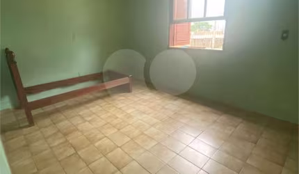 Casa com 3 quartos à venda em Corrupira - SP