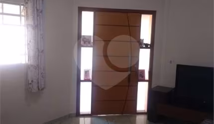Sobrado com 2 quartos à venda em Jardim Hubert - SP