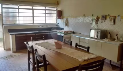 Casa com 3 quartos à venda em Anhangabaú - SP
