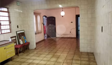 Casa com 2 quartos à venda em Vila Vianelo - SP