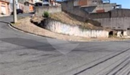 Terreno à venda em Jardim Santo Antônio Ii - SP