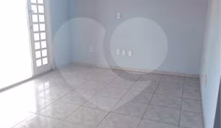Sobrado com 3 quartos à venda em Vila Joaquina - SP