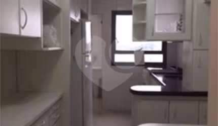 Apartamento com 3 quartos à venda em Vila Das Hortências - SP