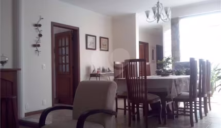 Casa com 3 quartos à venda em Jardim Primavera - SP