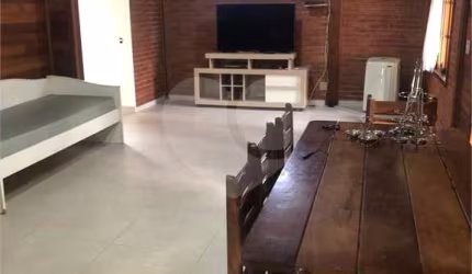 Condomínio com 3 quartos à venda em Jardim Tereza Cristina - SP
