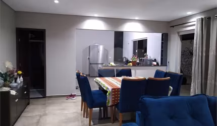 Casa com 3 quartos à venda em Maracanã - SP