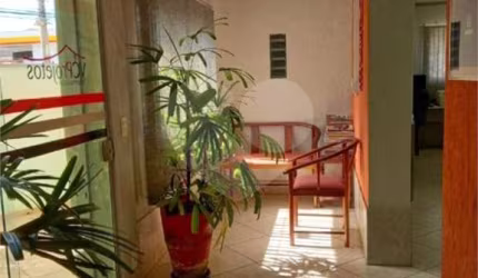 Casa com 6 quartos à venda em Jardim Estádio - SP