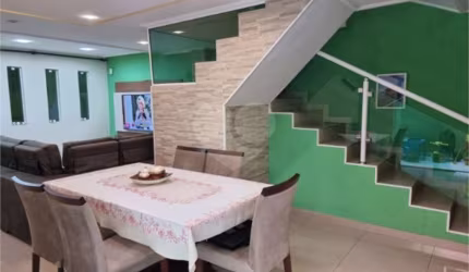 Casa com 3 quartos à venda em Parque Almerinda Pereira Chaves - SP