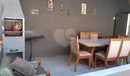 Casa com 2 quartos à venda em Jardim Tarumã - SP