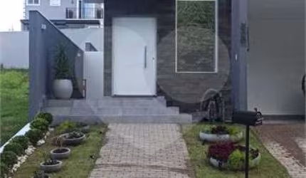 Condomínio com 4 quartos à venda em Parque Residencial Eloy Chaves - SP