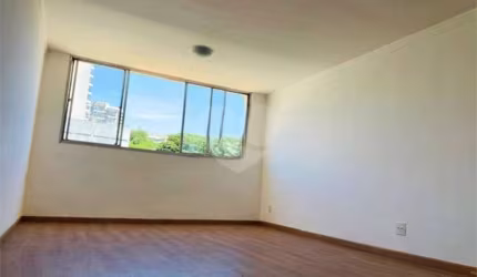 Apartamento com 3 quartos à venda em Anhangabaú - SP