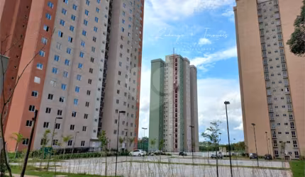 Apartamento com 2 quartos à venda em Jardim Carolina - SP