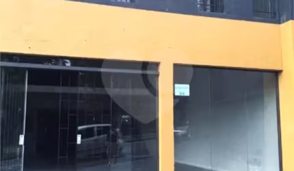 Salão Comercial para locação em Vila M Genoveva - SP
