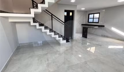 Casa com 3 quartos à venda em Jardim Vale Verde - SP