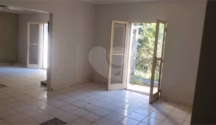 Chácara com 4 quartos à venda em Pau Arcado - SP