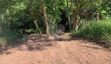 Terreno à venda em Jardim Vale Verde - SP