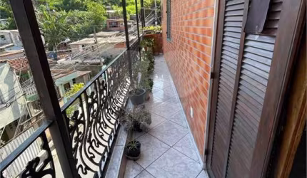 Sobrado com 2 quartos à venda em Jardim Tamoio - SP