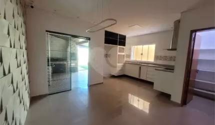 Condomínio com 3 quartos à venda em Portais (polvilho) - SP