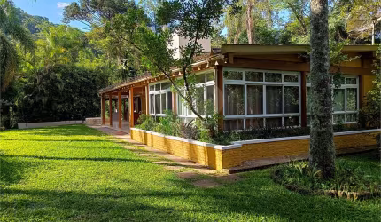 Chácara com 3 quartos à venda em Santa Clara - SP