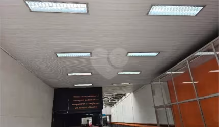 Galpão à venda em Centro - SP