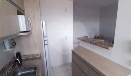 Apartamento com 2 quartos à venda em Vila Della Piazza - SP