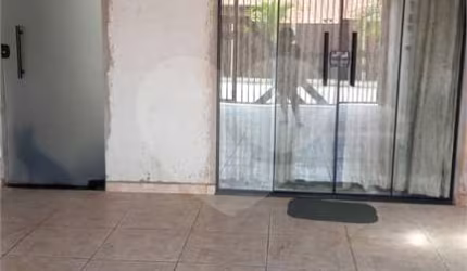 Casa térrea com 2 quartos à venda em Fazenda Grande - SP