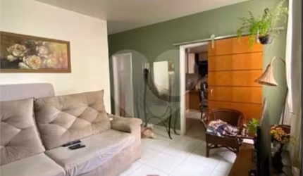 Apartamento com 2 quartos à venda em Jardim Santa Teresa - SP