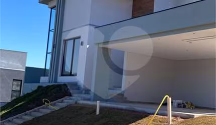 Condomínio com 4 quartos à venda em Caxambu - SP