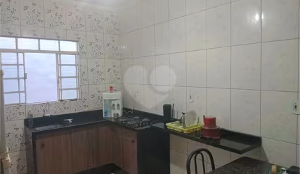 Casa com 2 quartos à venda em Jardim Novo Mundo - SP