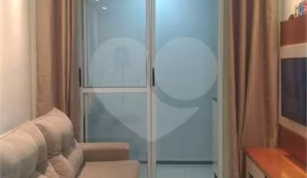 Apartamento com 2 quartos à venda em Vila Nambi - SP