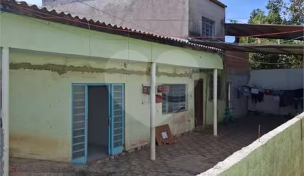 Casa com 4 quartos à venda em Ivoturucaia - SP