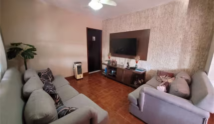 Casa com 3 quartos à venda em Vila Nova Esperia - SP