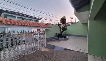 Casa com 3 quartos à venda em Vila São José - SP