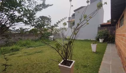 Terreno à venda em Jardim Novo Mundo - SP