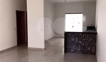 Casa com 3 quartos à venda em Residencial Tosi - SP