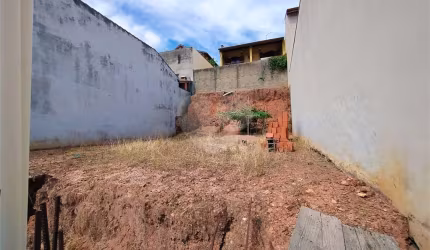 Terreno à venda em Cidade Nova - SP