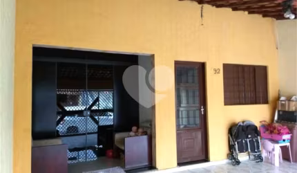 Casa com 3 quartos à venda em Parque Almerinda Pereira Chaves - SP