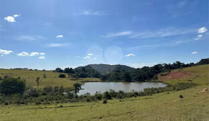 Área de Terra à venda em Chácaras Do Guacuri - SP