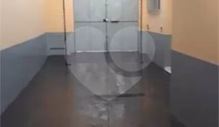 Casa com 3 quartos para locação em Centro - SP