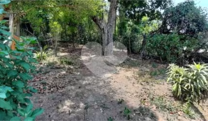 Terreno à venda em Jardim Santa Teresa - SP
