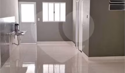 Salão Comercial para locação em Jardim Bertioga - SP