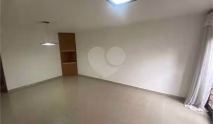 Casa com 4 quartos à venda em Jardim Planalto - SP