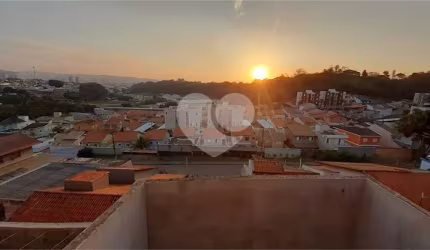 Casa com 5 quartos à venda em Jardim Roma - SP