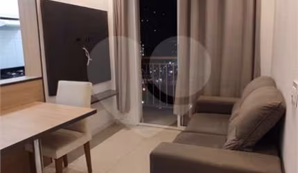 Apartamento com 2 quartos para locação em Vila Nambi - SP