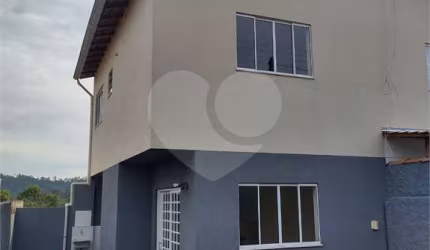 Sobrado com 2 quartos à venda em Estância Santa Helena - SP