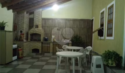 Casa com 2 quartos à venda em Novo Horizonte - SP